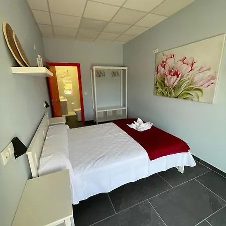 & O Da Meiga אכסניה Padrón