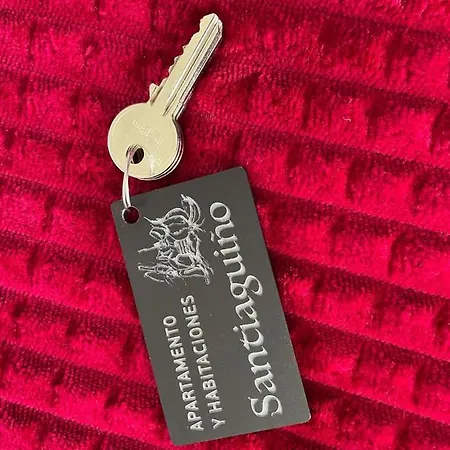 אכסניה & O Da Meiga Padrón