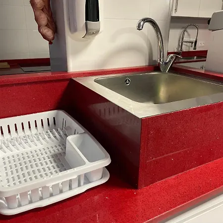 אכסניה & O Da Meiga